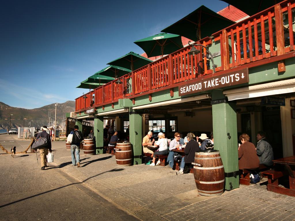 Art Gallery Guest House - Thandekayo Hout Bay Esterno foto